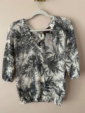 Anthropologie Woodland Haze Top Lightweight V-Neck Sweater By Guinevere, Size S